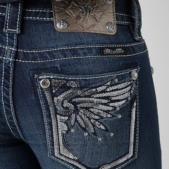 Miss Me Signature Buckle Low Rise Skinny Angel Wing Bling Stretch Jeans